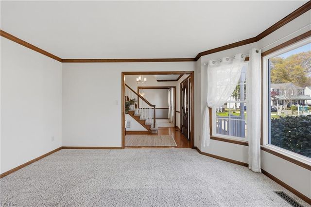 1301 Danielle CT, Chesapeake, VA 23320