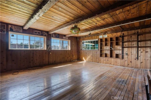 1617 Knox, San Fernando, CA 91340