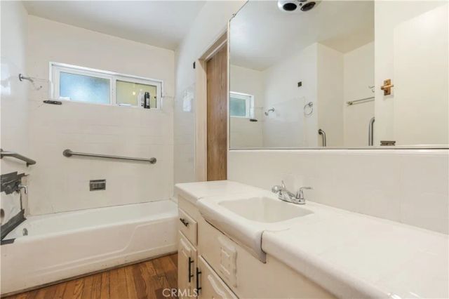 1617 Knox, San Fernando, CA 91340