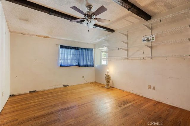 1617 Knox, San Fernando, CA 91340