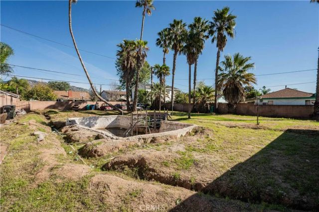 1617 Knox, San Fernando, CA 91340