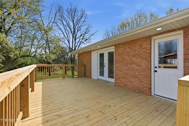 400 Martindale Road, Bristol, TN 37620