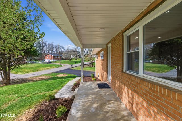 400 Martindale Road, Bristol, TN 37620