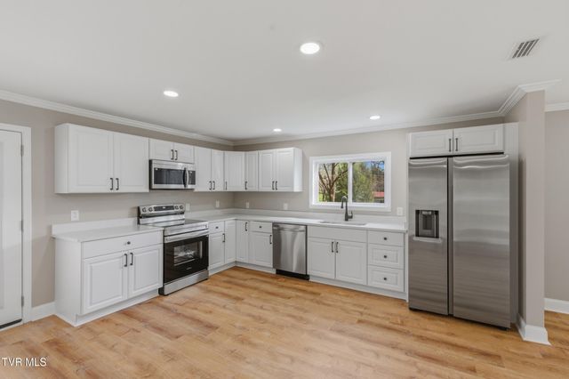 400 Martindale Road, Bristol, TN 37620