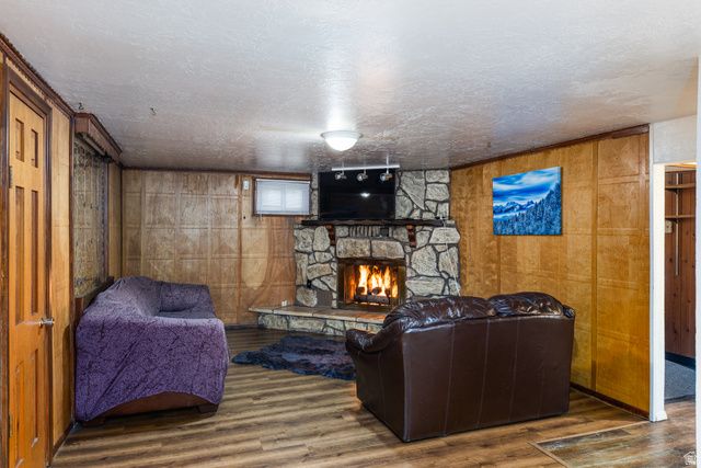 757 BIRCH ST, Clearfield, UT 84015