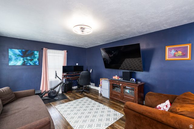757 BIRCH ST, Clearfield, UT 84015