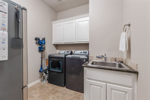 2936 Willow Ridge Circle, Granbury, TX 76049