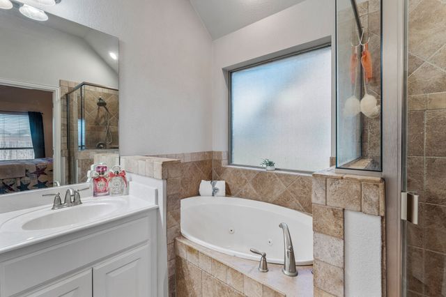 2936 Willow Ridge Circle, Granbury, TX 76049