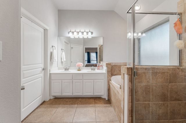 2936 Willow Ridge Circle, Granbury, TX 76049