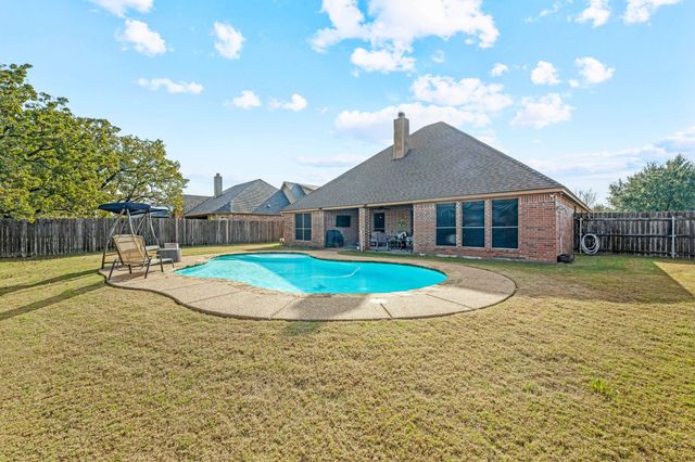 2936 Willow Ridge Circle, Granbury, TX 76049
