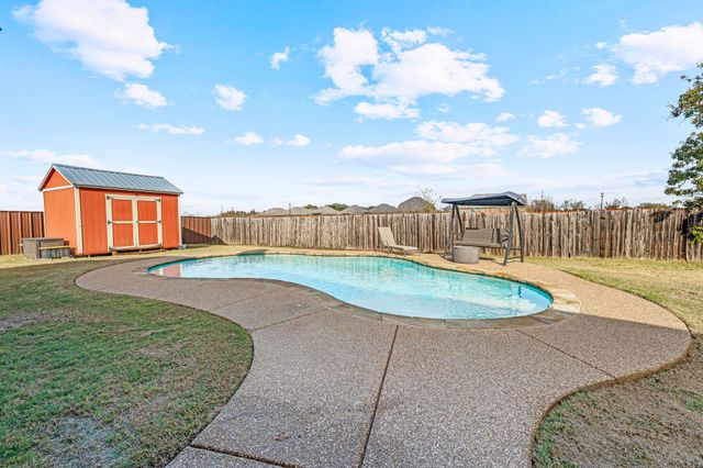 2936 Willow Ridge Circle, Granbury, TX 76049