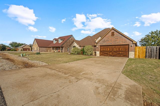 2936 Willow Ridge Circle, Granbury, TX 76049