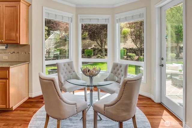 23419 SE 51st Place, Issaquah, WA 98029