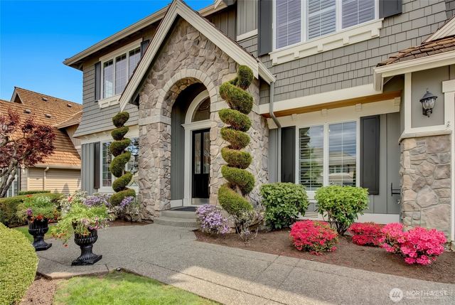 23419 SE 51st Place, Issaquah, WA 98029