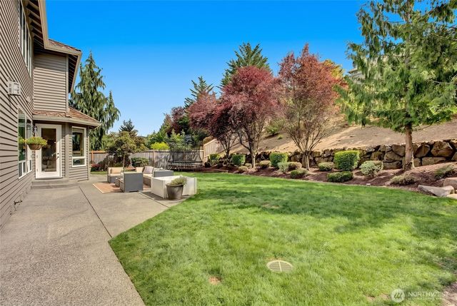 23419 SE 51st Place, Issaquah, WA 98029