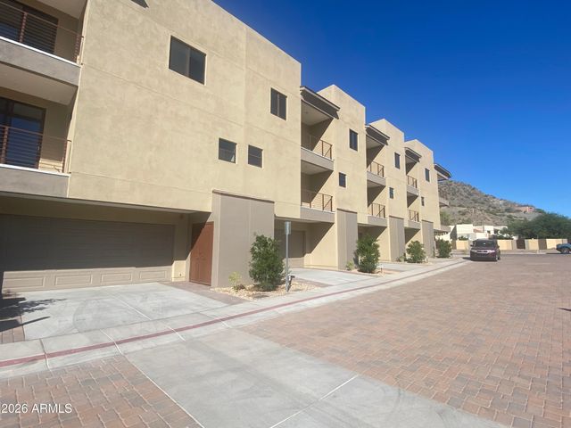 505 E MOUNTAIN VIEW Road, Phoenix, AZ 85020