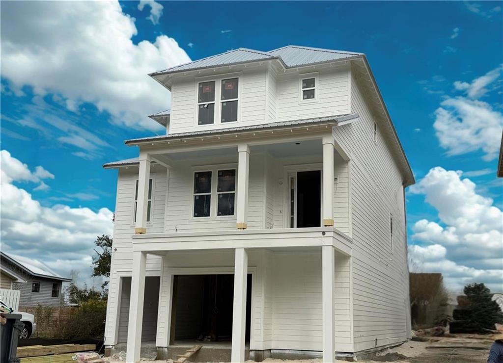 808 Canal Drive, Gulf Shores, AL 36542