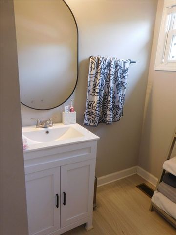 18 Clemson Street, Liberty, SC 29657