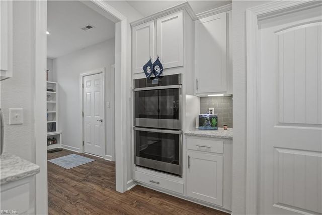 2848 Kingsfield DR, Virginia Beach, VA 23456