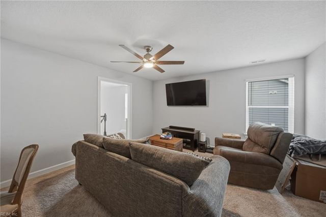 2848 Kingsfield DR, Virginia Beach, VA 23456