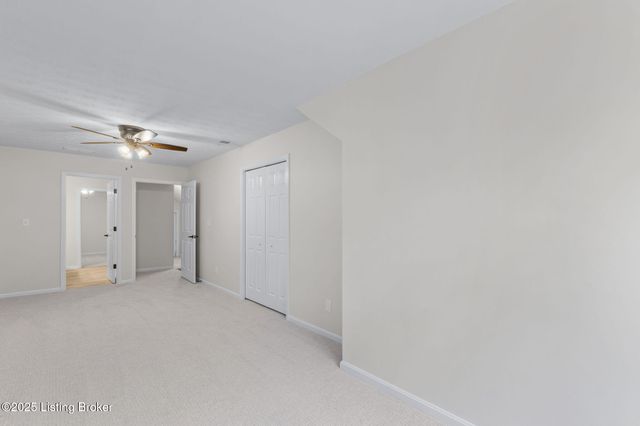 10509 Parkhurst Ct, Louisville, KY 40291