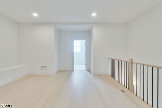 801 Main St, A3 A3, Avon-by-the-sea Boro, NJ 07717