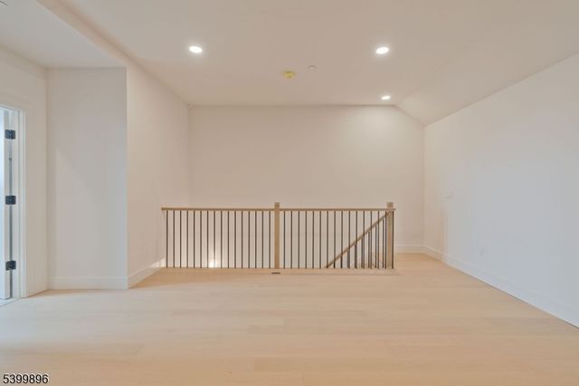 801 Main St, A3 A3, Avon-by-the-sea Boro, NJ 07717