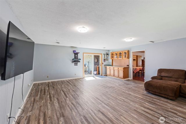 812 3rd Avenue NE, Chehalis, WA 98532