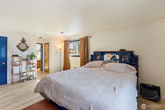 812 3rd Avenue NE, Chehalis, WA 98532