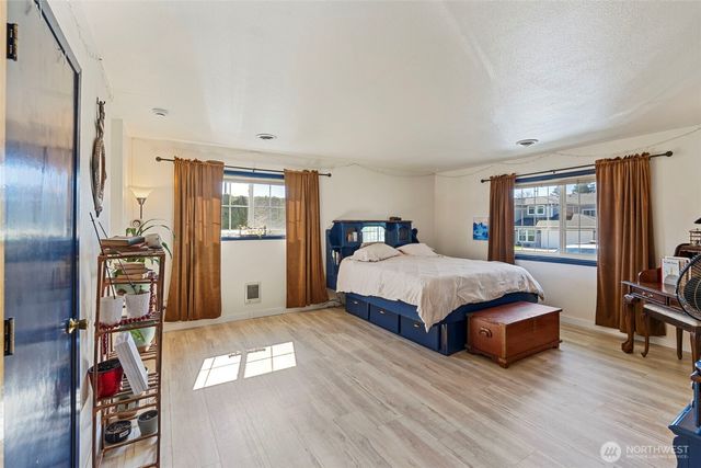 812 3rd Avenue NE, Chehalis, WA 98532