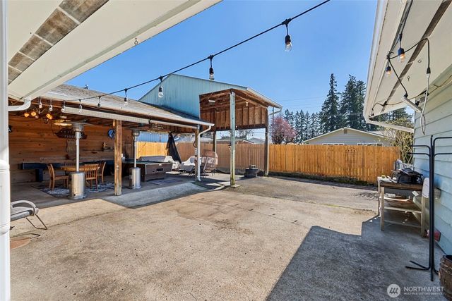 812 3rd Avenue NE, Chehalis, WA 98532