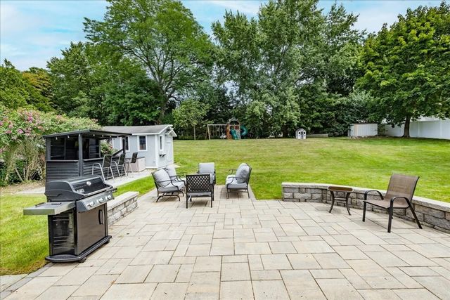 9 Massachusetts Ave, Danvers, MA 01923