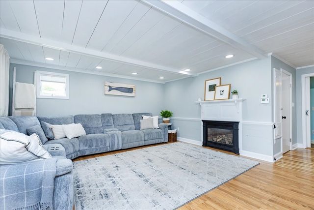 9 Massachusetts Ave, Danvers, MA 01923