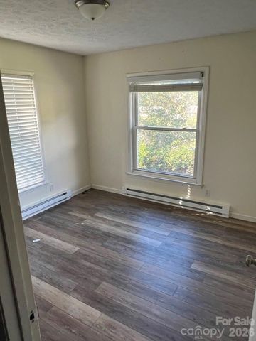 210 Howards Creek Road, Boone, NC 28607