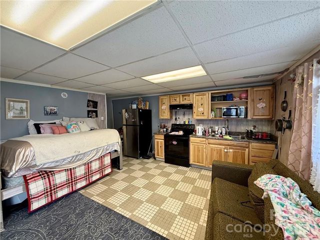 210 Howards Creek Road, Boone, NC 28607