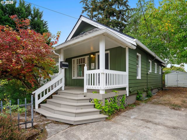 7237 N GREELEY Ave N, Portland, OR 97217