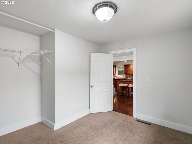 7237 N GREELEY Ave N, Portland, OR 97217