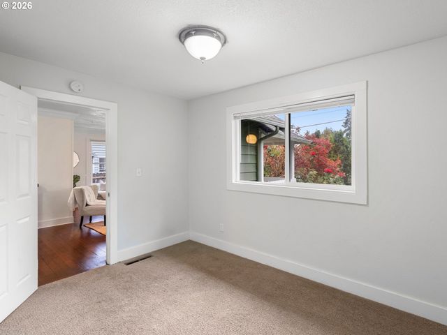 7237 N GREELEY Ave N, Portland, OR 97217