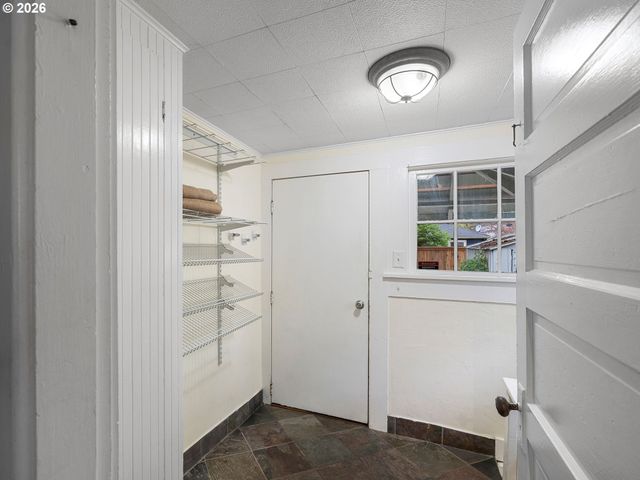 7237 N GREELEY Ave N, Portland, OR 97217