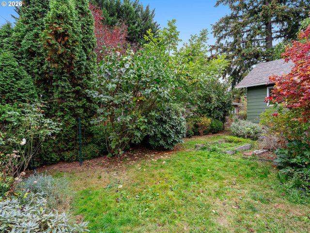 7237 N GREELEY Ave N, Portland, OR 97217