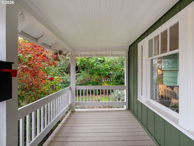 7237 N GREELEY Ave N, Portland, OR 97217