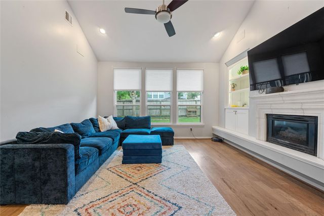 9331 Oratorio Court, Houston, TX 77040