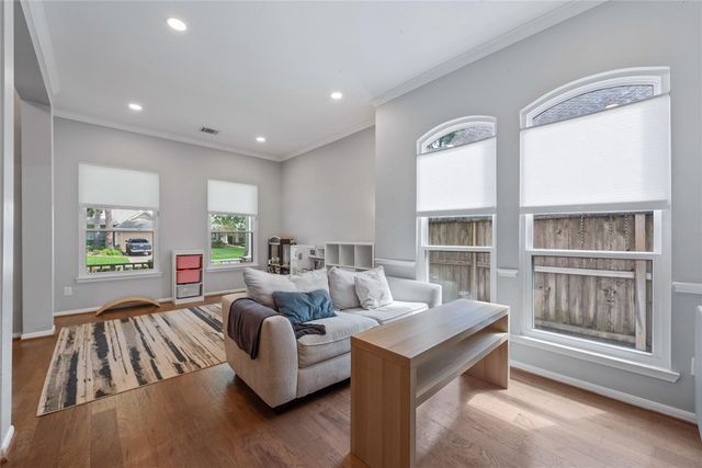 9331 Oratorio Court, Houston, TX 77040