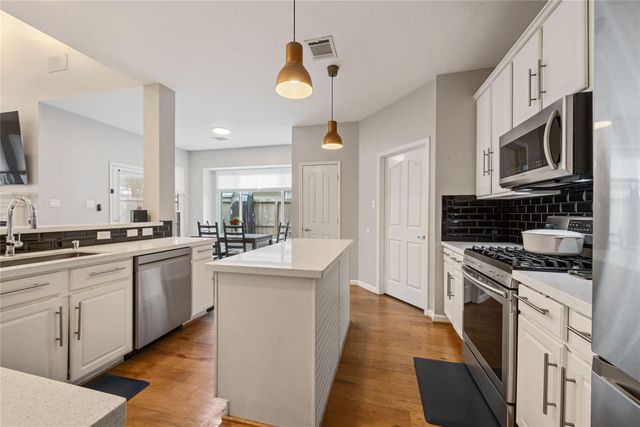 9331 Oratorio Court, Houston, TX 77040