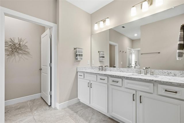5535 BLUE CRUSH BEND, Land O Lakes, FL 34638