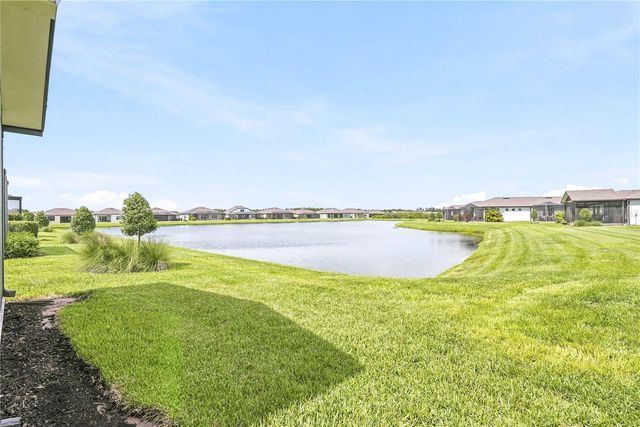 5535 BLUE CRUSH BEND, Land O Lakes, FL 34638
