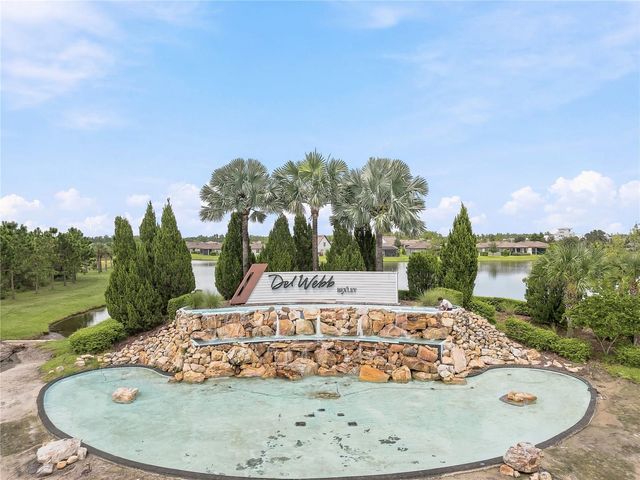 5535 BLUE CRUSH BEND, Land O Lakes, FL 34638