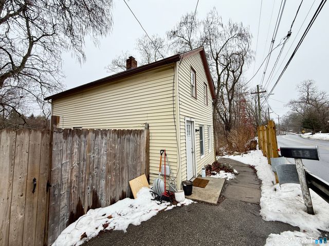 113 Otrobando Avenue, Norwich, CT 06360