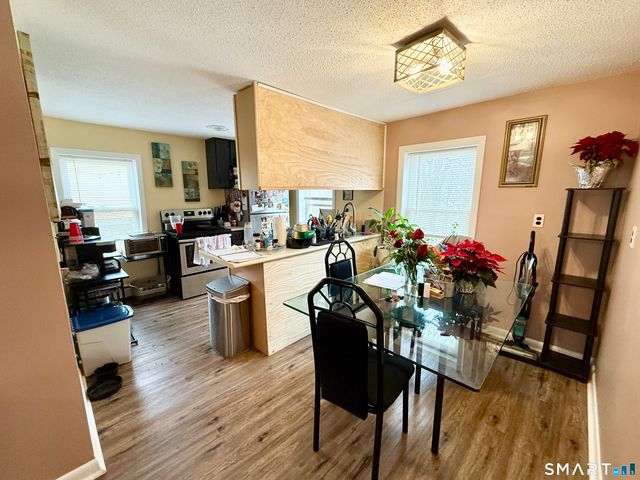 113 Otrobando Avenue, Norwich, CT 06360