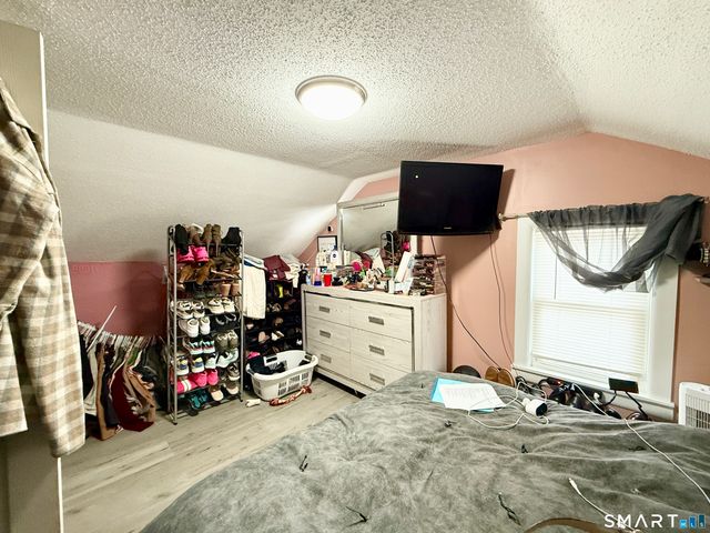 113 Otrobando Avenue, Norwich, CT 06360